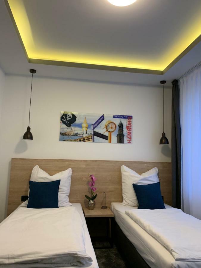 Hotel Dias Pinneberg Luaran gambar