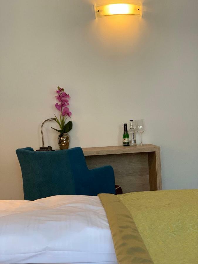 Hotel Dias Pinneberg Luaran gambar